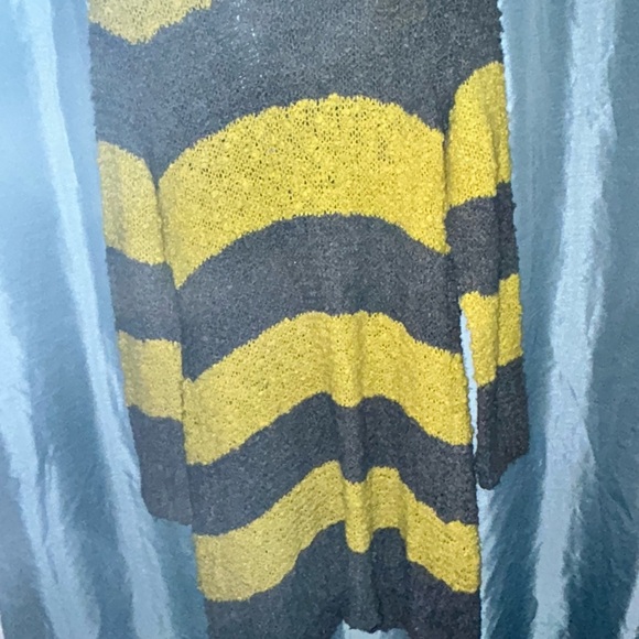 Free People Large Chunky Knit Cardigan - Yellow and Gray - new or like new - Picture 3 of 10